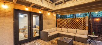 Quiet, peacful, private 4-bedroom house with large backyard and patio space.