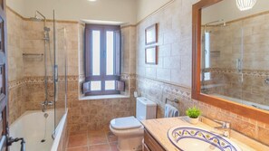 Shower, hair dryer - El Acebuche Mijas by Ruralidays (Málaga)