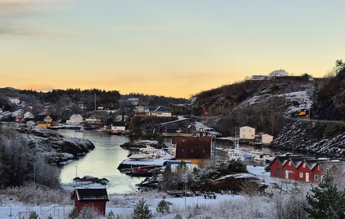 Atemberaubende Wohnung in Finnås mit Meerblick