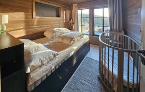 سرير سفر وواي فاي مجانًا