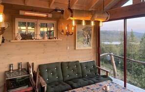 Smart-tv en een open haard