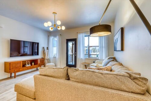 Broken Creek Retreat in charming McCall