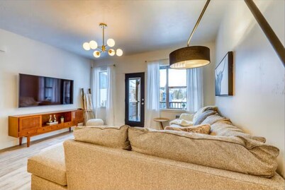 Broken Creek Retreat in charming McCall