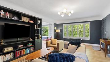 Smart TV, books, offices, computer monitors
