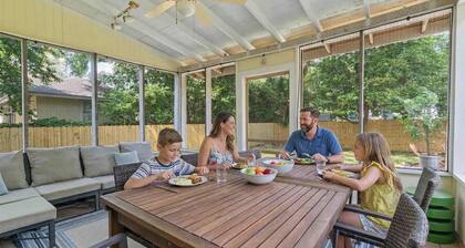 Near USC & Downtown • Fire Pit • Dog Friendly