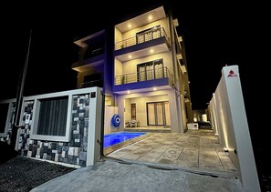 Exterior - SARZ VILLA - Luxury and modern (Mont choisy)