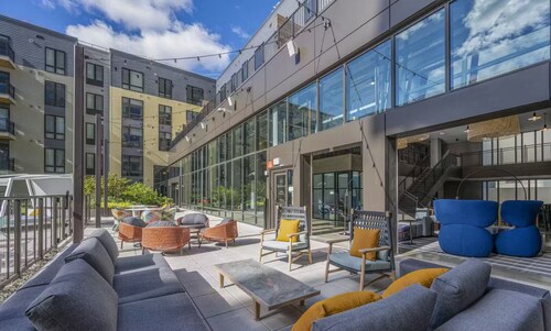 Hyatus Designer Residences Somerville