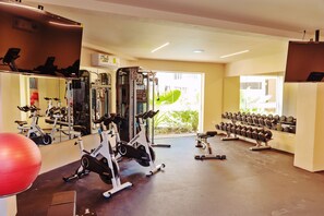 Fitness facility - Centric 1BD Apart. Balcony Pool View Aldea Zama (Tulum)