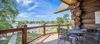 The Hemlock Lodge, Luxury Lakeside Log Cabin Estate.  Hot tub, Dock, Boat Lift!