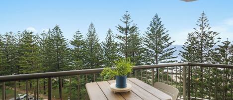 Apartment, 2 Bedrooms, Balcony, Ocean View | Free WiFi