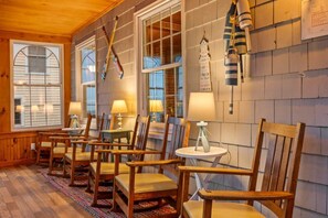 House, Multiple Beds, Kitchen, Ocean View (Danemead Cottage) | Dining - Danemead Cottage - For 10ppl (Old Orchard Beach)