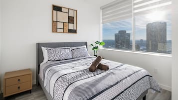 2 chambres, fer et planche à repasser, draps fournis