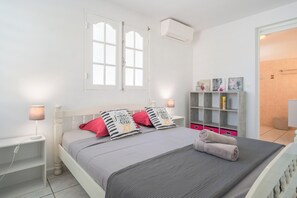 3 Schlafzimmer, Bügeleisen/Bügelbrett, WLAN, Bettwäsche