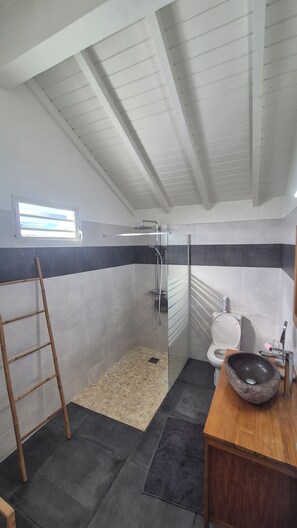 Shower, hair dryer, towels - Villa Océane - St FrançoisGuadeloupe (Saint-François)