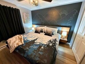 Internet, bed sheets