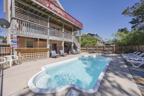 Pool - 1799 - It's Always Sunny in Corolla, a stunning 6-bedroom retreat in Ocean Sands. (Corolla)