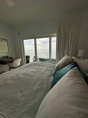 Silitysrauta/-lauta, Wi-Fi, vuodevaatteet