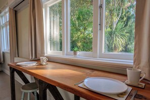 Interior - Diamond Farm House & Cottage | Sheep & Chooks! (Rotorua)