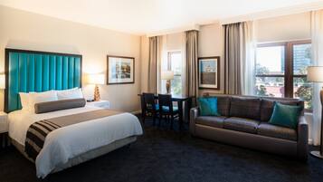 Iron/ironing board, internet, bed sheets