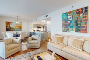 TV, DVD player, offices - Gulf-front condo w/balcony views (Miramar Beach)