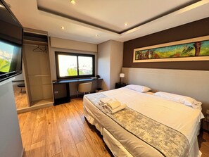 Presidential Double Room, City View - Hotel Grand Lago (Posadas)