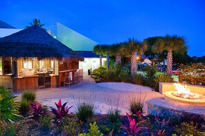 Terrace/patio - Exclusive 2BR Beachfront W/Gulf Views (Miramar Beach)