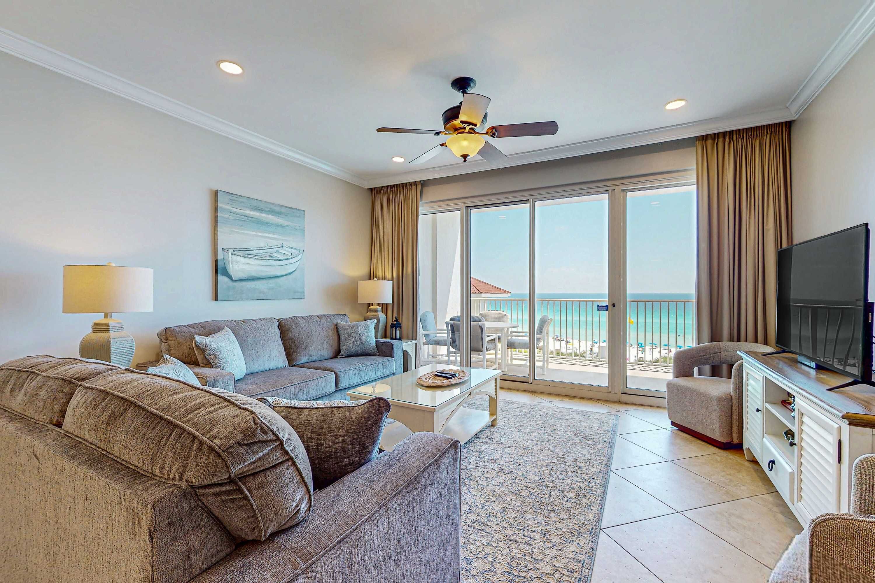 Televisión, reproductor de DVD y estéreo 