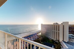 Property grounds - 2BR Gulf-front condo with ocean views (Miramar Beach)