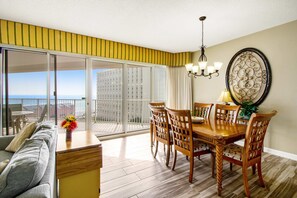 Interior - Exclusive beachfront condo with Gulf views (Miramar Beach)