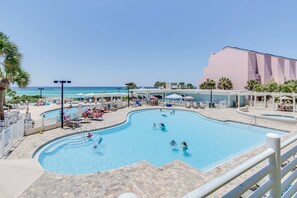 Pool - Beachfront Resort with Gulf Views & Pool (Miramar Beach)