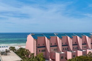 Exterior - Exclusive 2BR beachfront with pool access (Miramar Beach)