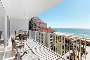 Property grounds - Exclusive 2BR beachfront condo with gulf views (Miramar Beach)