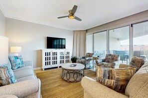TV, DVD player - Exclusive Gulf-View Condo, Sleeps 6 (Miramar Beach)