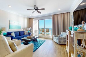 TV, DVD player - 2BR Gulf-front condo, stunning views (Miramar Beach)