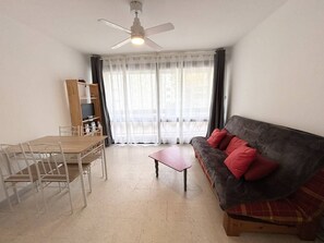 TV - AS26735 - Studio Cabin with Side Sea View 4 pers (LE GRAU DU ROI)