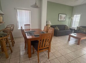 Interior - Home in Kissimmee near Disney and Universal (Kissimmee)