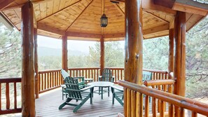 Outdoor dining - Golf Course View  | Game Room | Garage Access | View-Ti-Full Log Home (Angel Fire)