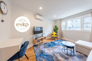 Apartment - Modern 1BR 8 Mins to Penn Station Wifi Laundry (Newark)
