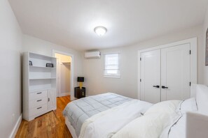 Apartment - Modern 1BR 8 Mins to Penn Station Wifi Laundry (Newark)