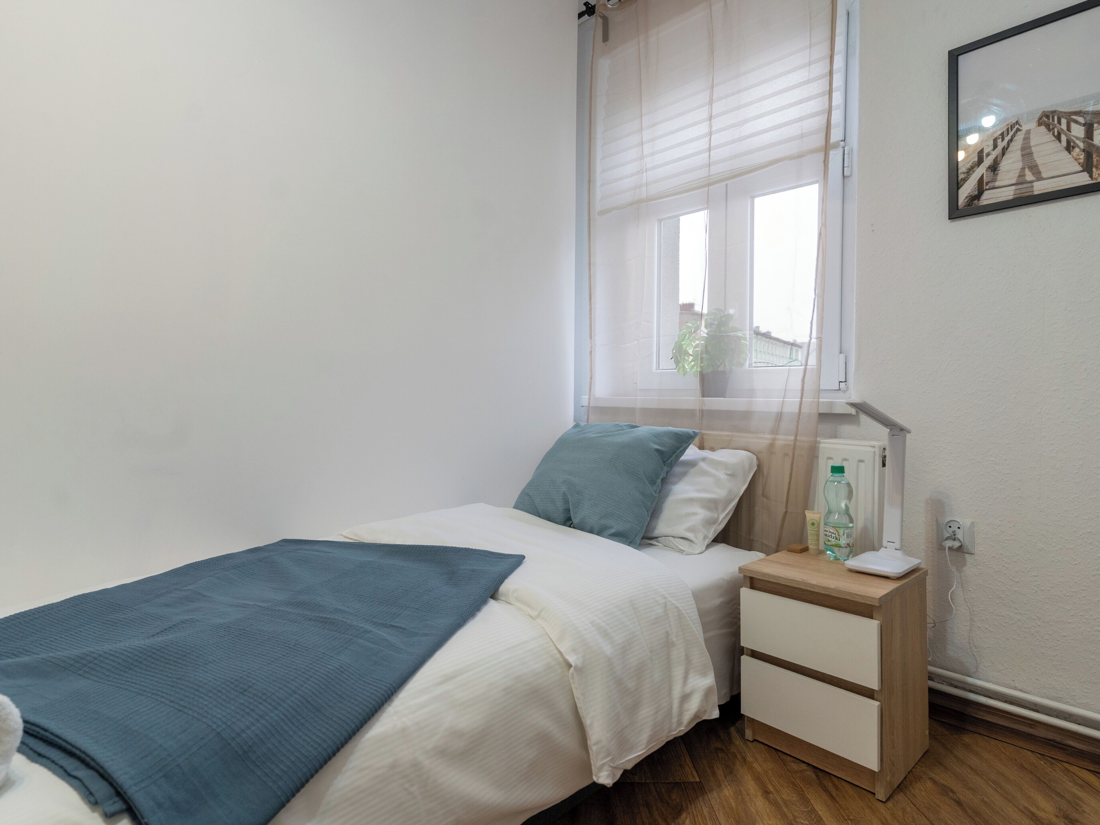 熨斗/熨衣板、WiFi、床单