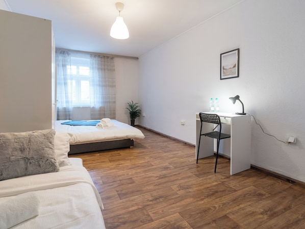 1 bedroom, iron/ironing board, WiFi, bed sheets