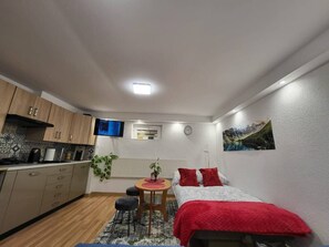 Fer et planche à repasser, Wi-Fi, draps fournis