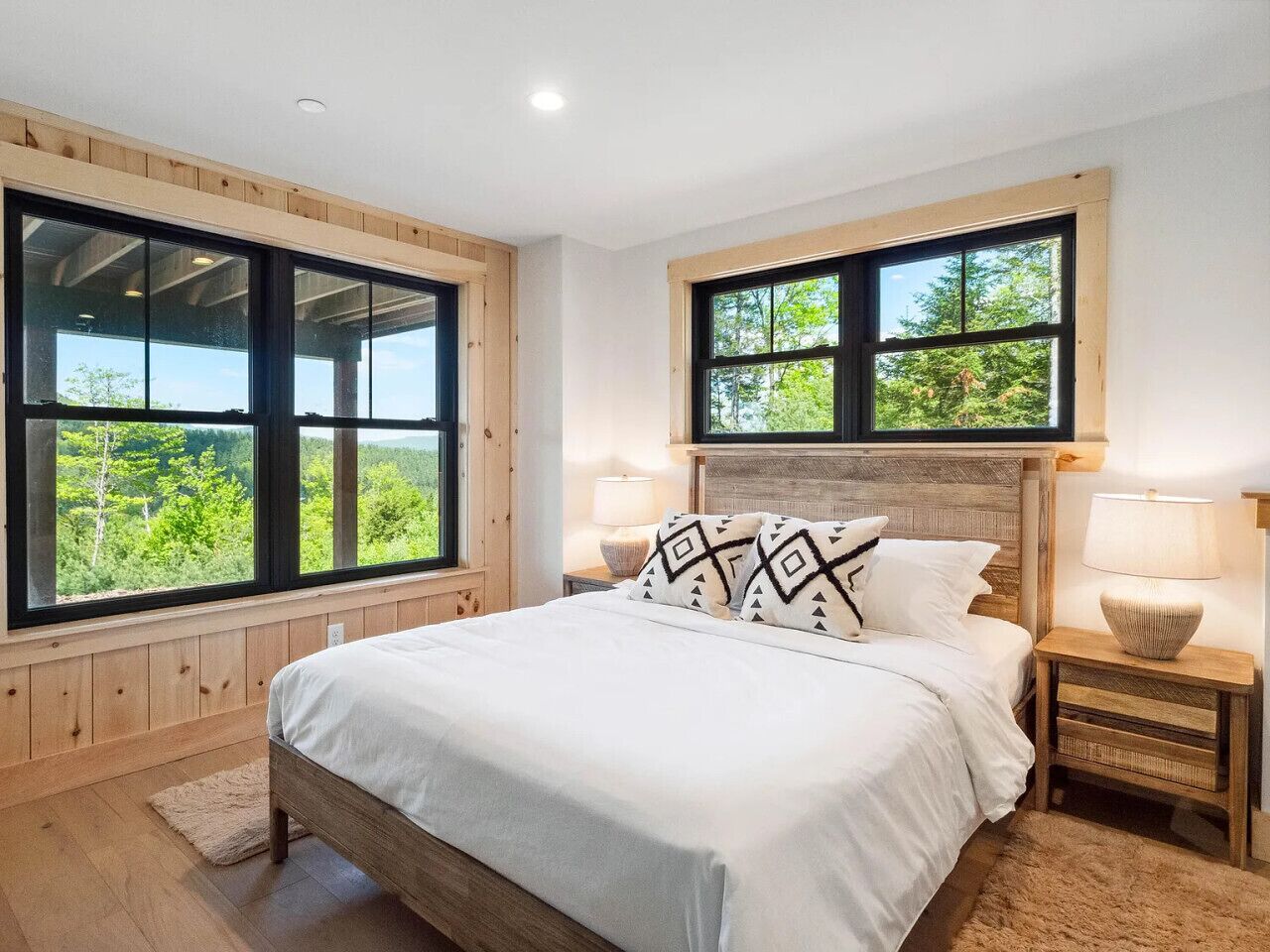 Desk, iron/ironing board, travel crib, WiFi