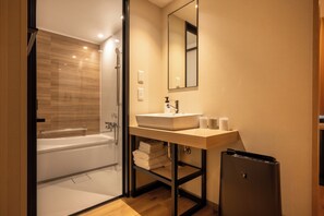Superior Twin Room | Bathroom | Hair dryer, slippers, towels, soap - GRIDS PREMIUM HOTEL MORIOKA (Morioka)