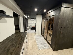 Interior - Sunday River`s Most Awesome House! (Bethel)