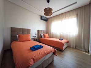 Fer et planche à repasser, Wi-Fi, draps fournis