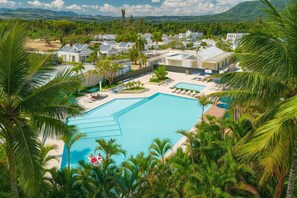 Pool - Elegant and Cozy 2BD Condo, Spectacular View, Walk to Beach Club (Puerto Plata)