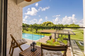 Property grounds - Stylish 2BD Condo, Spectacular Golf Course and Pool Views, (Punta Cana)