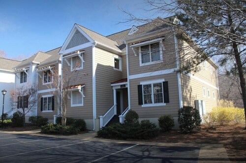 Kings Creek rental Dec. 19th-26th 2025 Sleeps 6, 3bds. Minutes from Bush Gardens