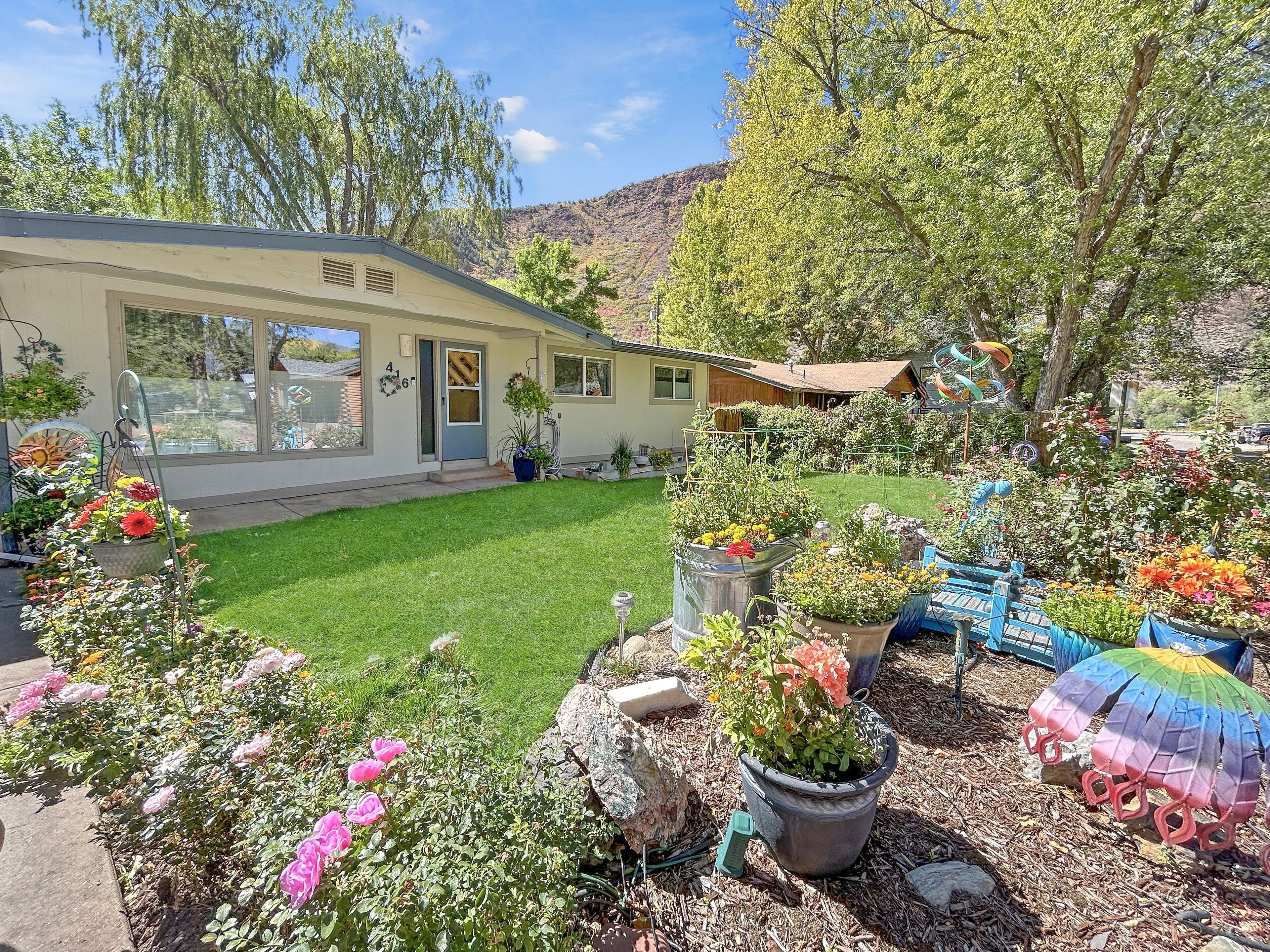 House, 3 Bedrooms | Exterior